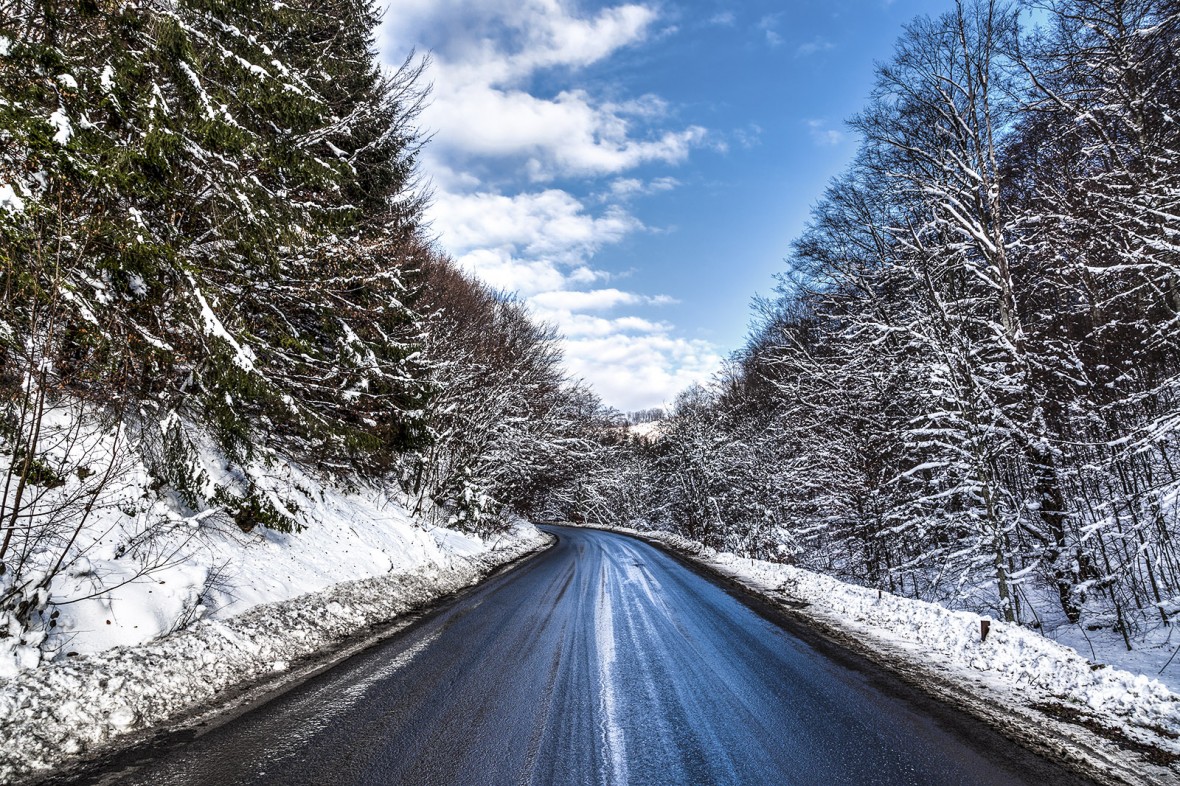 Snowy-ish road